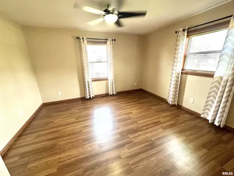 634 Sara, Centralia, IL 62801 photo 10