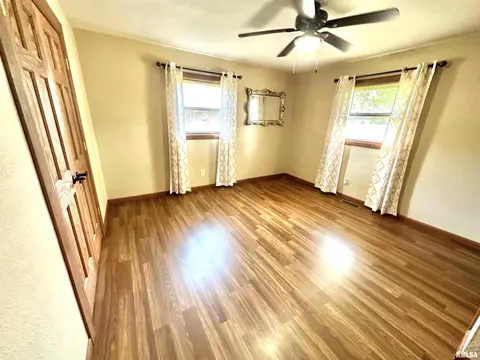 634 Sara, Centralia, IL 62801 photo 13