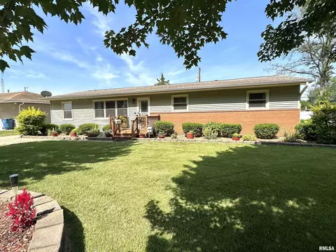 634 Sara, Centralia, IL 62801 photo 21