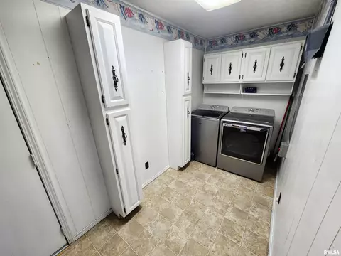 11574 E Radisson Rd, Mount Vernon, IL 62864 photo 13
