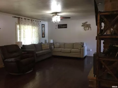 102 Belcher Dr, Anna, IL 62906 photo 7