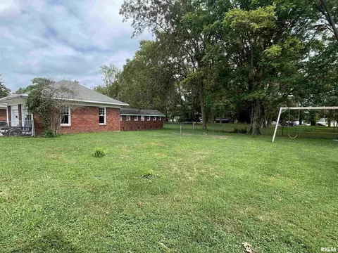 801 W Main St, Carmi, IL 62821 photo 25