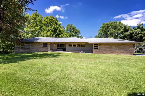 1503 Miller Dr, Herrin, IL 62948