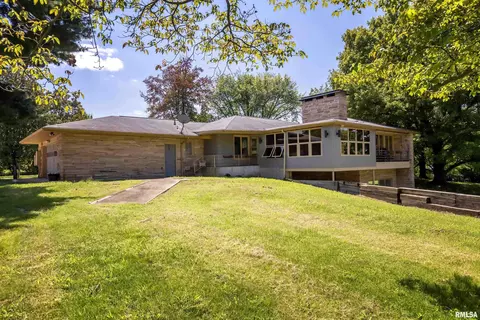 1503 Miller Dr, Herrin, IL 62948 photo 4
