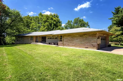 1503 Miller Dr, Herrin, IL 62948 photo 6