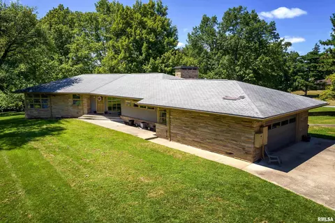 1503 Miller Dr, Herrin, IL 62948 photo 5