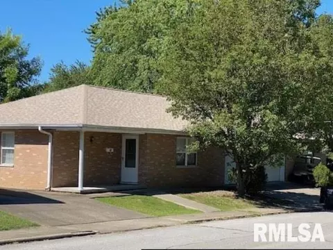 521 W Ogara St, Harrisburg, IL 62946