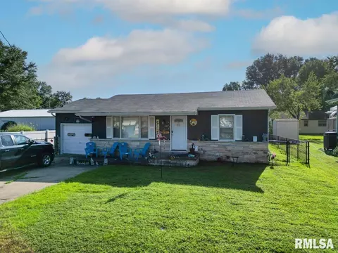 503 S Dayton, Marion, IL 62959