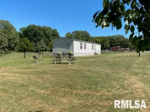15996 E Austin Rd, Mount Vernon, IL 62864 photo 10