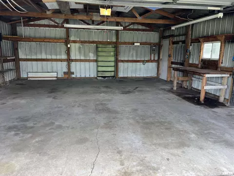 1107 S Marion St, Centralia, IL 62801 photo 8