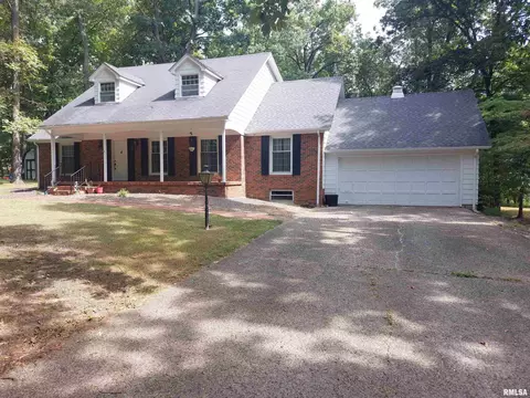 19 Wildwood Dr, Mount Vernon, IL 62864