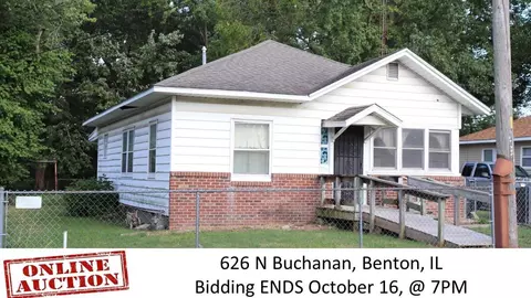 626 N Buchanan St, Benton, IL 62812