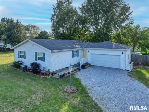 11735 Elizabeth Dr, Marion, IL 62959