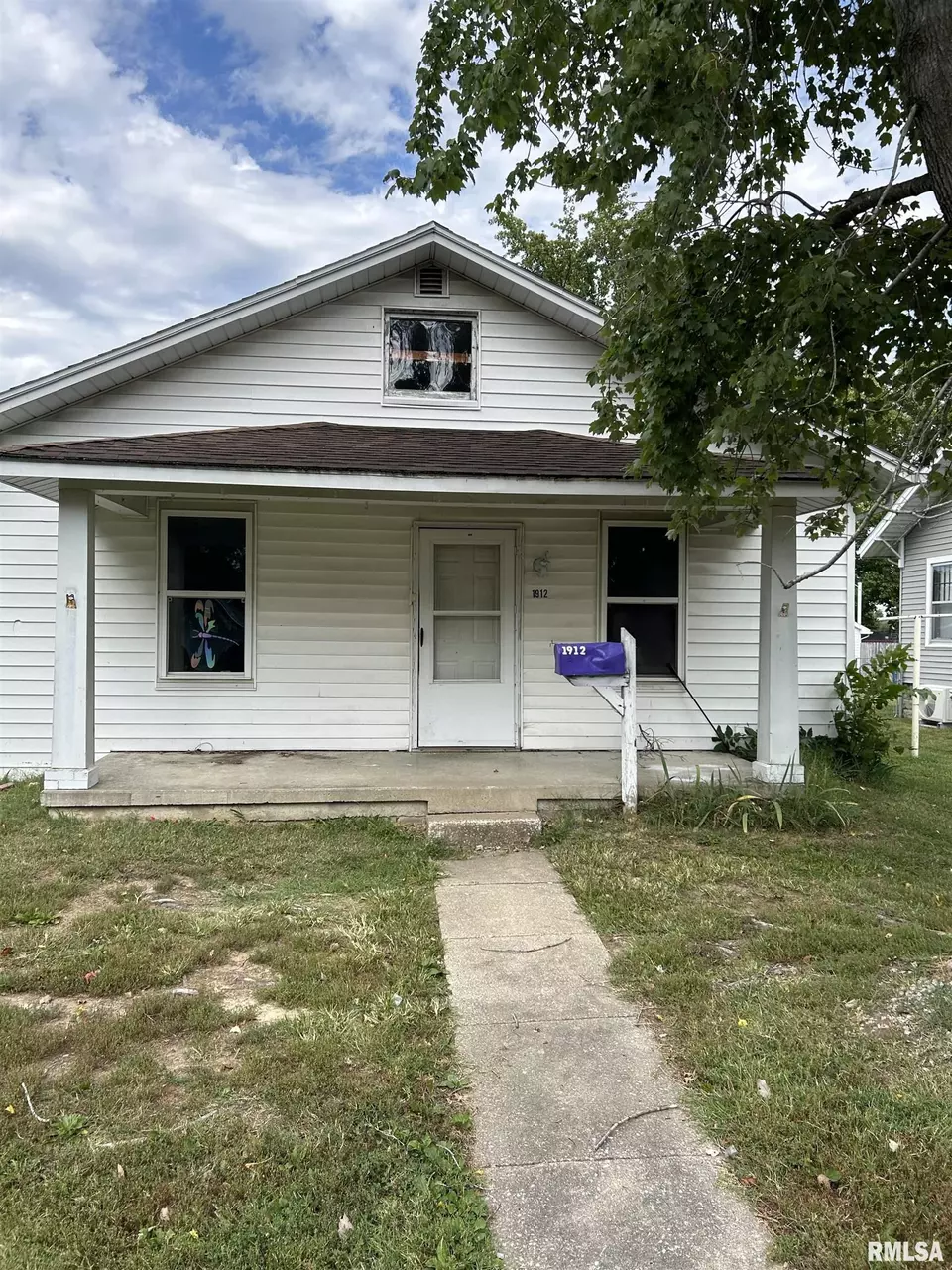 Exterior - 1912 Hortense St, Murphysboro, IL 62966 photo 1 of 5