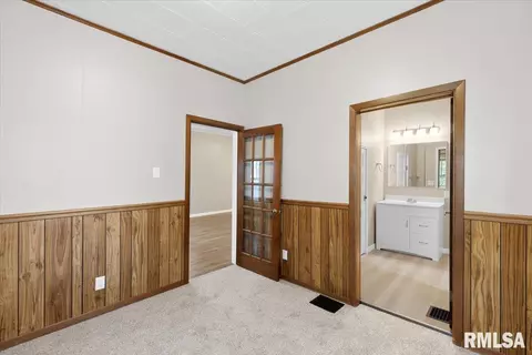 1309 Walnut St, Eldorado, IL 62930 photo 7