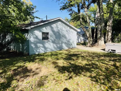 709 Maple St, Mount Vernon, IL 62864 photo 25