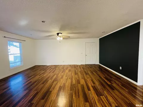709 Maple St, Mount Vernon, IL 62864 photo 7