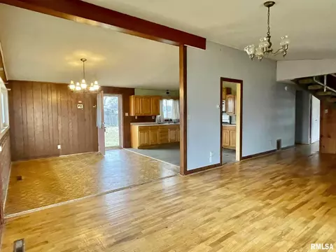 1017 E 6th St, Metropolis, IL 62960 photo 5