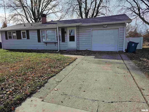 45 W Crownview, Mount Vernon, IL 62864 photo 2