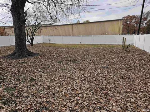 45 W Crownview, Mount Vernon, IL 62864 photo 20