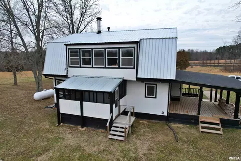 120 Grand Pierre Rd, Golconda, IL 62938