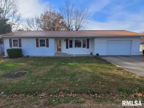 508 N Hancock St, Mcleansboro, IL 62859