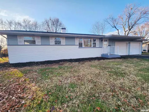 5 Cherry Dr, Mount Vernon, IL 62864 photo 2