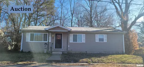 1236 Midway Ct, Marion, IL 62959