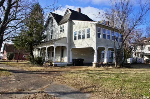314 E 3rd St, Metropolis, IL 62960 photo 2