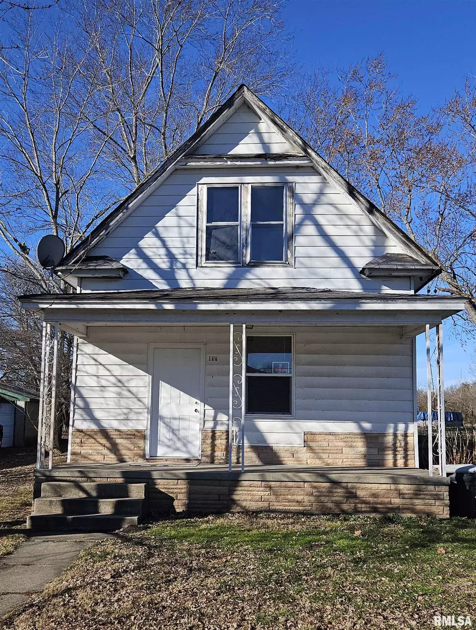 437 N Thompson St, Carrier Mills, IL 62917 18 Photos Movoto