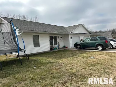 211 Wild Rose Ln, Marion, IL 62959