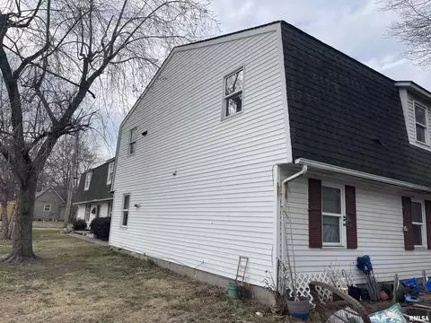 609 N 9th St, Herrin, IL 62948 photo 8
