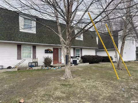 609 N 9th St, Herrin, IL 62948 photo 2