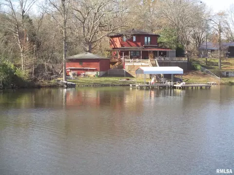 19763 E Old Lake Rd, West Frankfort, IL 62896