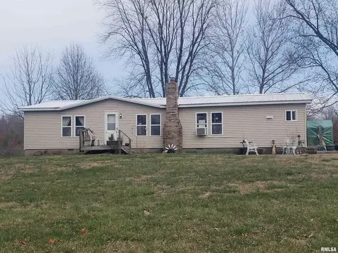 346 Vaughn Rd, De Soto, IL 62924