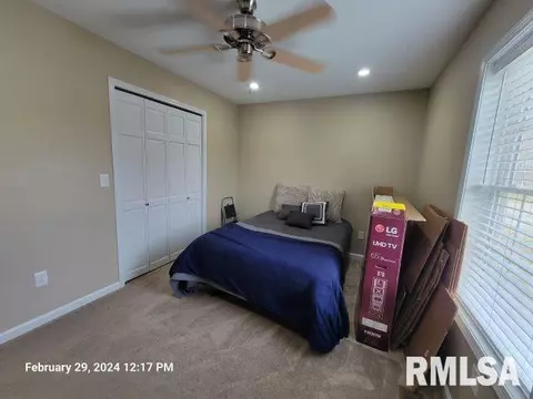 801 Bramlet St, Eldorado, IL 62930 photo 15