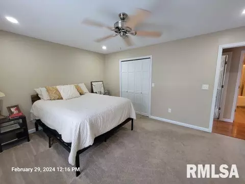 801 Bramlet St, Eldorado, IL 62930 photo 12