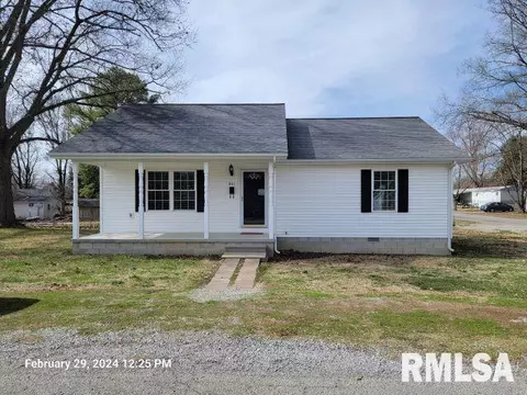 801 Bramlet St, Eldorado, IL 62930