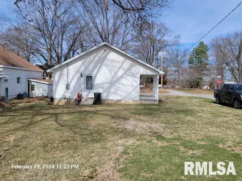 801 Bramlet St, Eldorado, IL 62930 photo 23