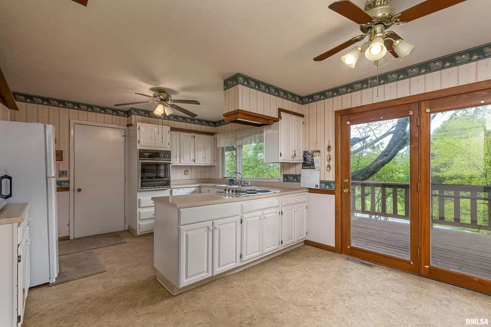  1268 St Vincent Ln, Marion, IL 62959 photo 14