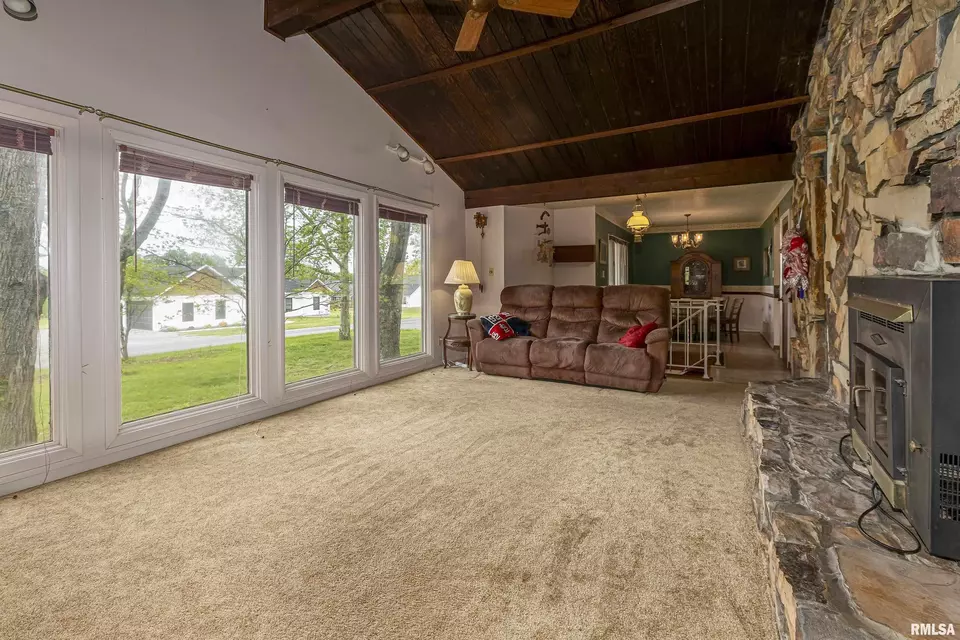  1268 St Vincent Ln, Marion, IL 62959 photo 11