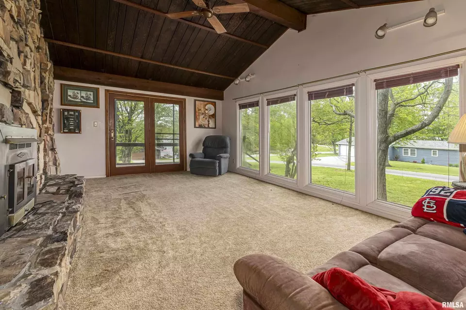  1268 St Vincent Ln, Marion, IL 62959 photo 10