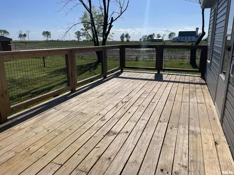 684 Fairman Rd, Sandoval, IL 62882 photo 12