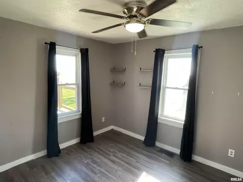 684 Fairman Rd, Sandoval, IL 62882 photo 19