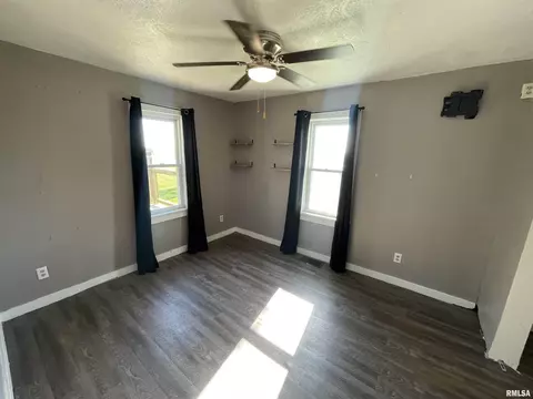 684 Fairman Rd, Sandoval, IL 62882 photo 20