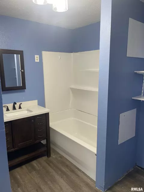 684 Fairman Rd, Sandoval, IL 62882 photo 15