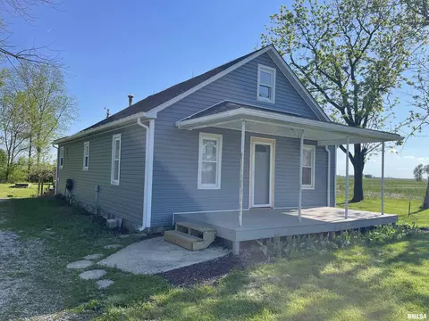684 Fairman Rd, Sandoval, IL 62882 photo 2