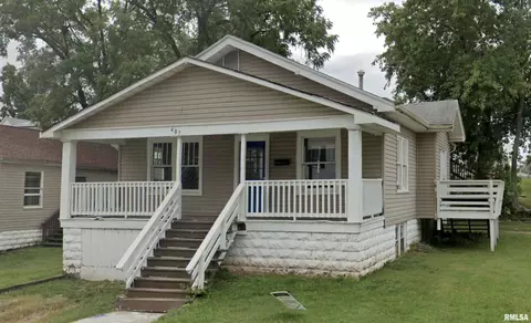 407 W Cherry St, Carbondale, IL 62901