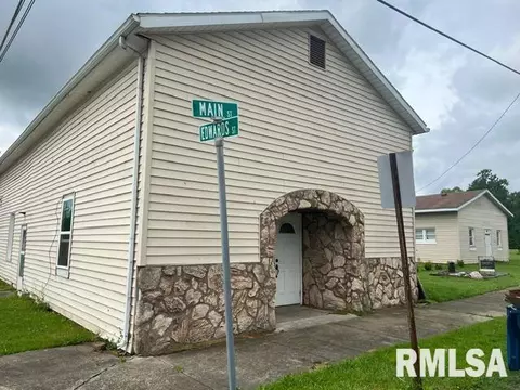 110 E Main St, Buckner, IL 62819 photo 1