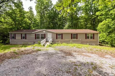 2947 Dillinger Rd, Carbondale, IL 62901